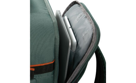 Laptop compartment 15.6"