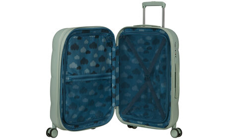 Un sac à dos dans les nuages