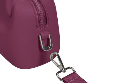 Removable shoulder strap