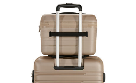 Passant-arrière elastique