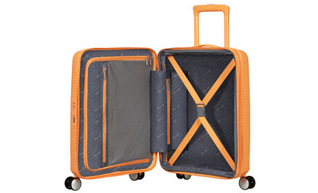 Organisation intérieure avec une poche  zippée supplémentaire