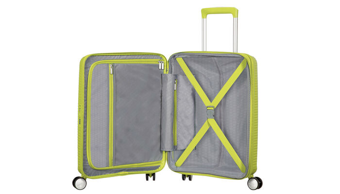 Interior organisation with extra zipped apron pocket 