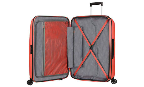 Organisation intérieure avec poche tablier zippée supplémentaire