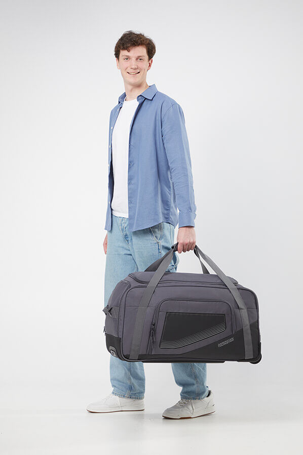 American Tourister City Racer Duffle with Wheels M  Zwart