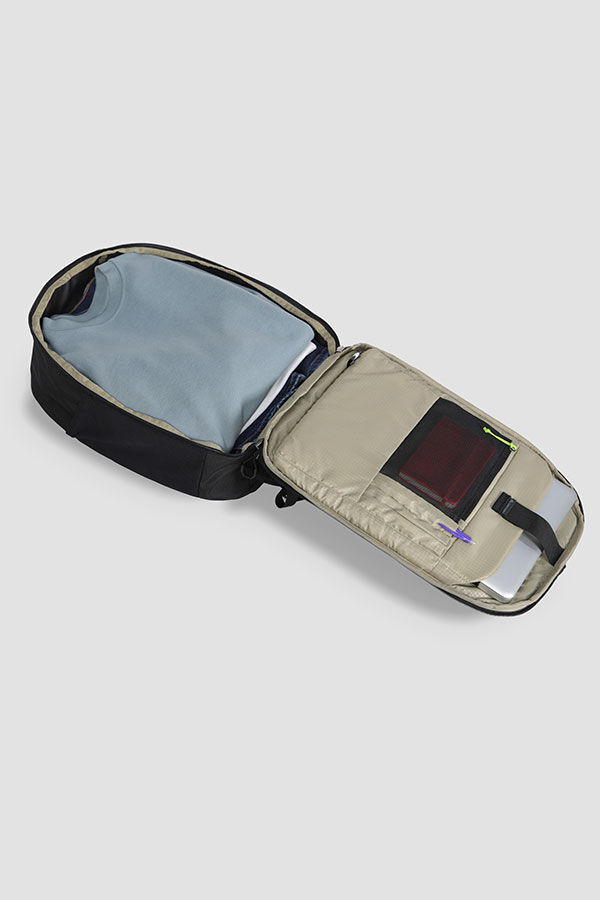 Border Underseat Travel Bag 15"