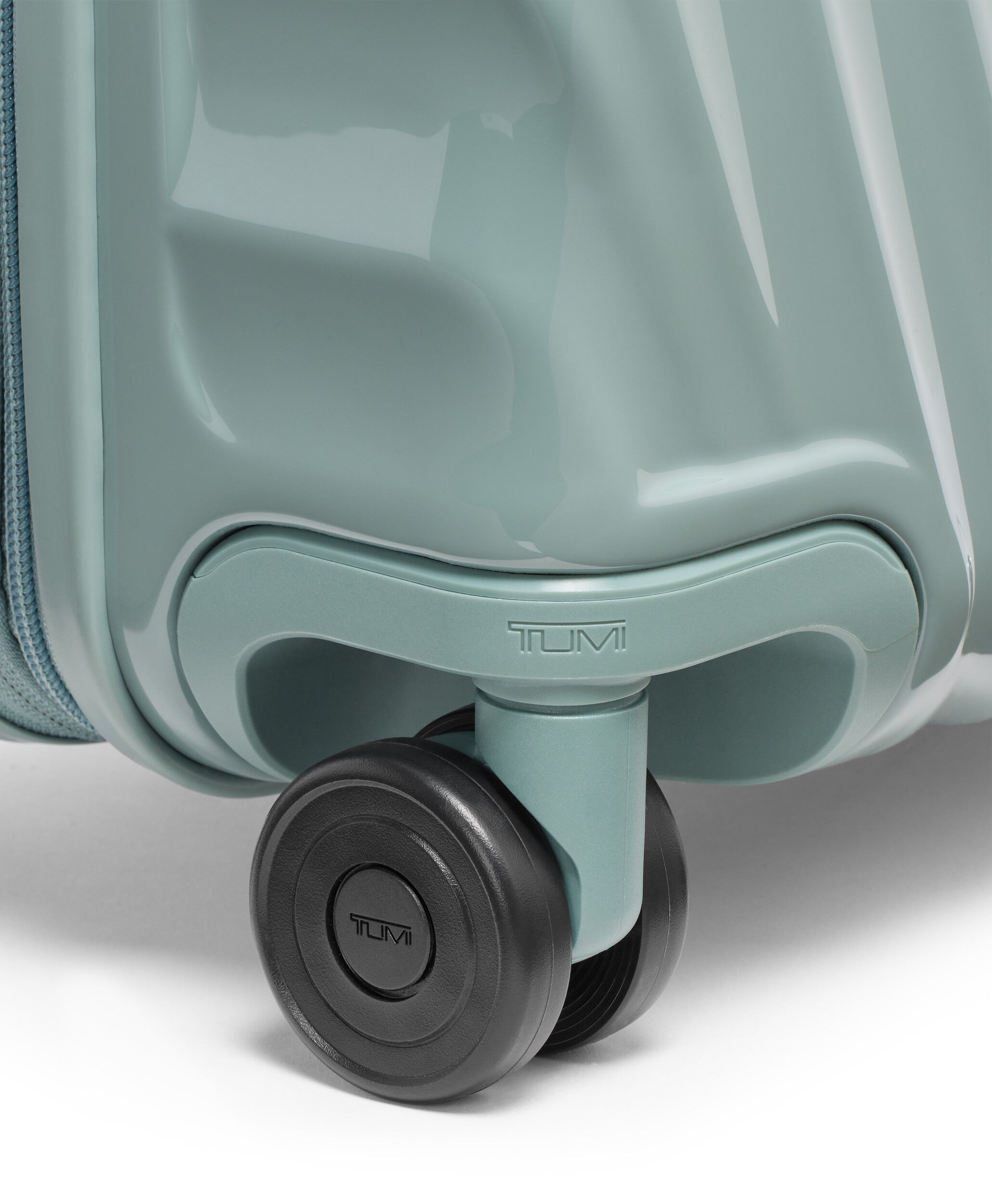 19 Degree Koffer Uitbreidbaar(4 wielen) 55 cm - Cont.