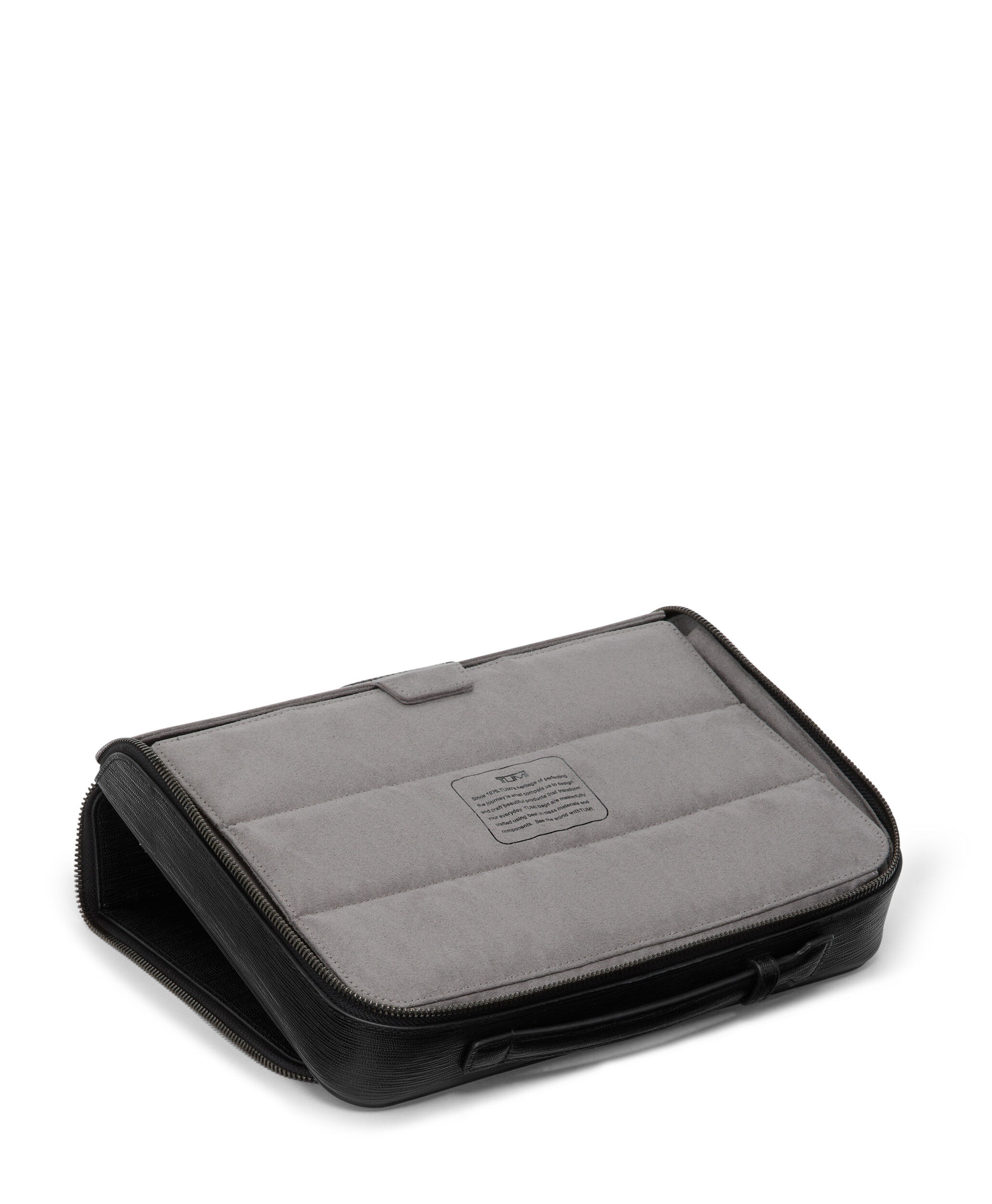 TRAVEL ACCESSORY Travel Case - The crossover
