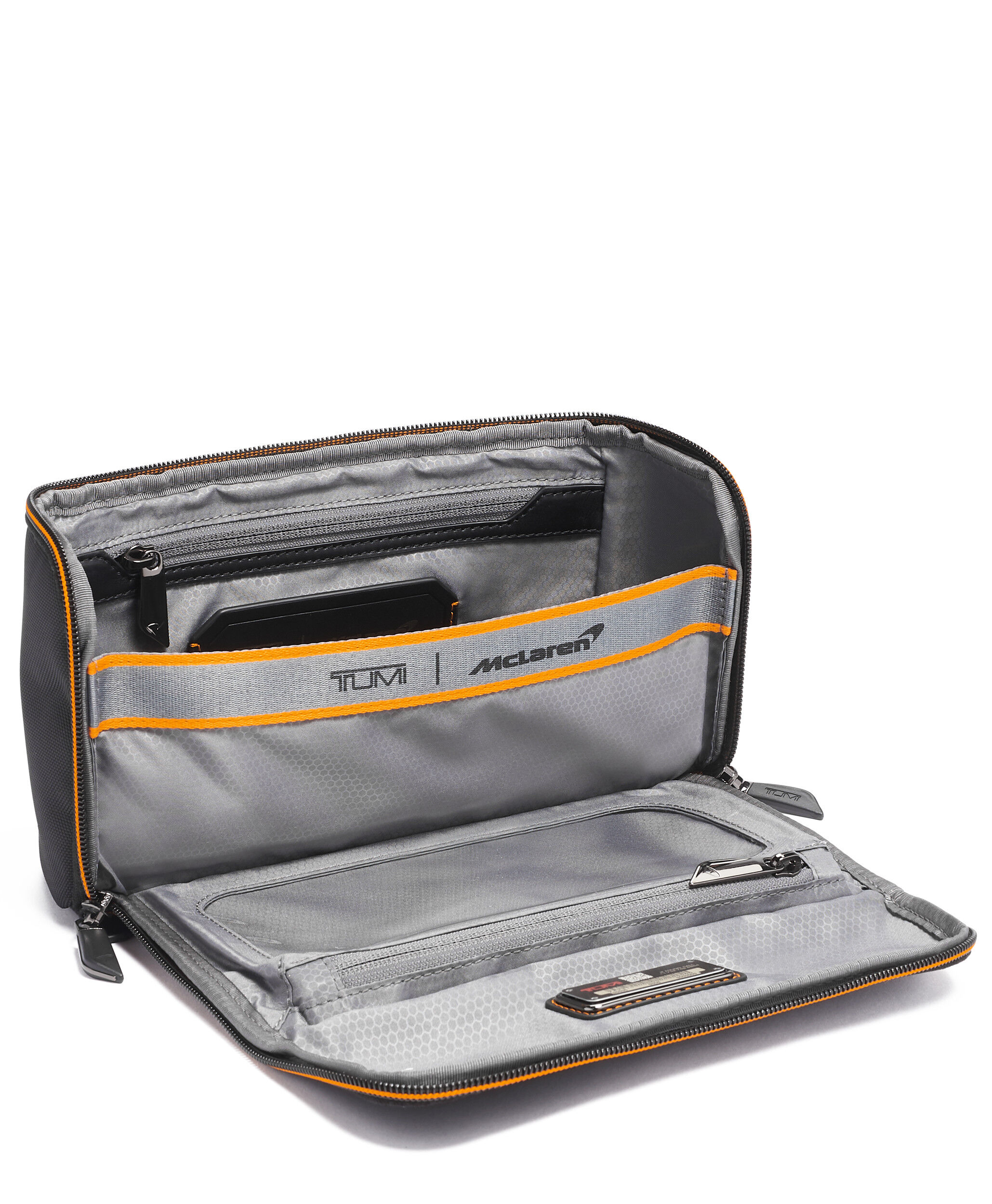 TUMI McLaren Reiskit