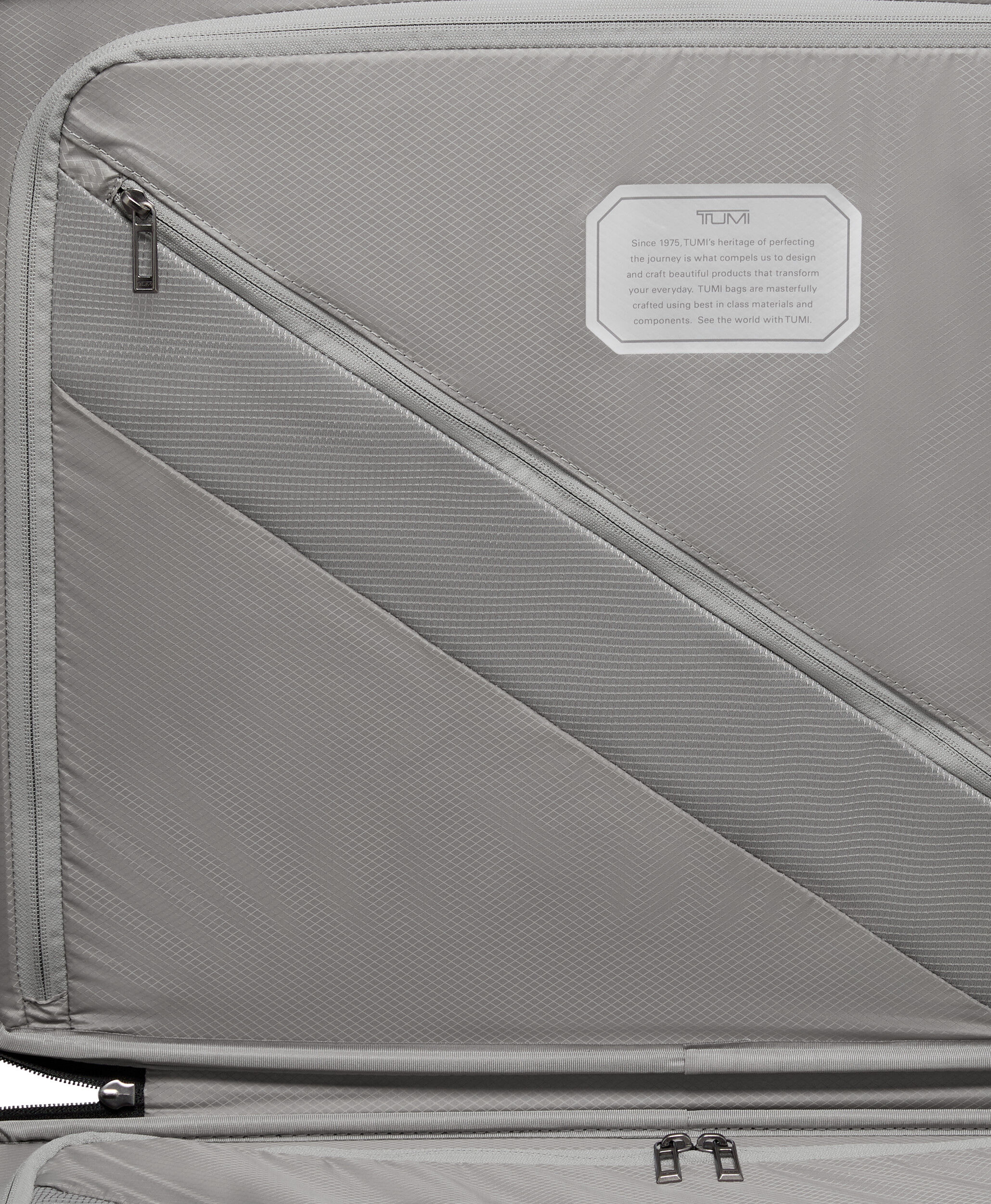 19 Degree Lite Koffer (4 wielen) 66 cm